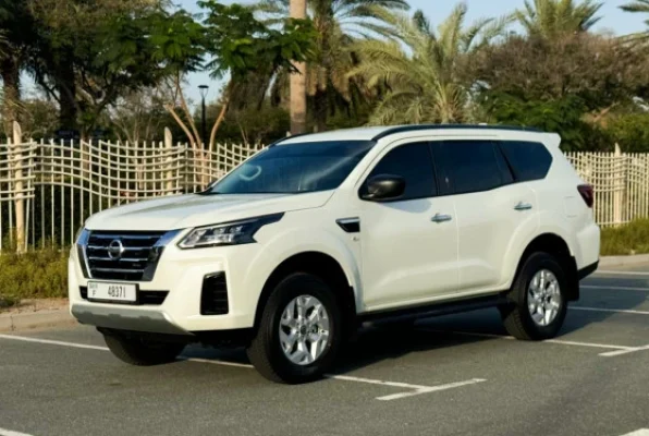 white_nissan-xterra_2024_5601_main_f99593bd0cbd1e4aaec16beaf994ae8f